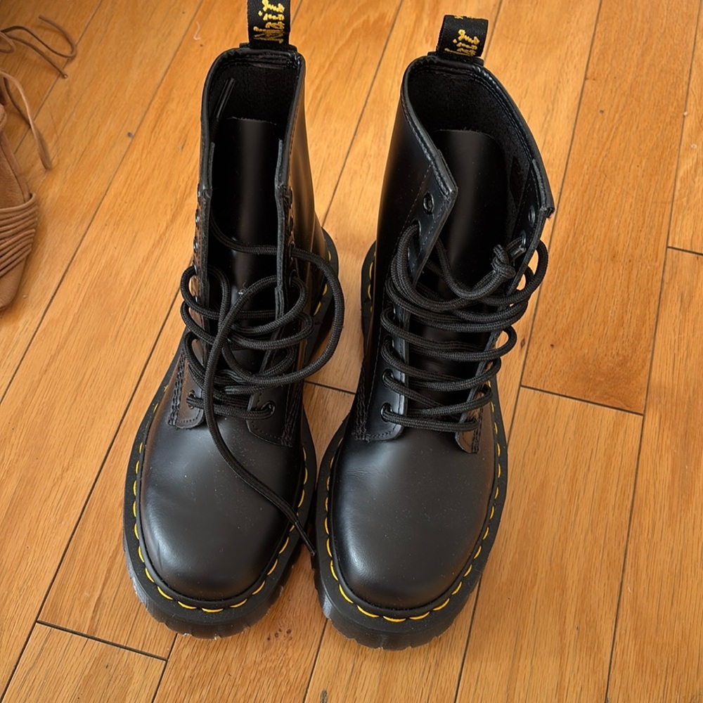 Dr Martin boots
